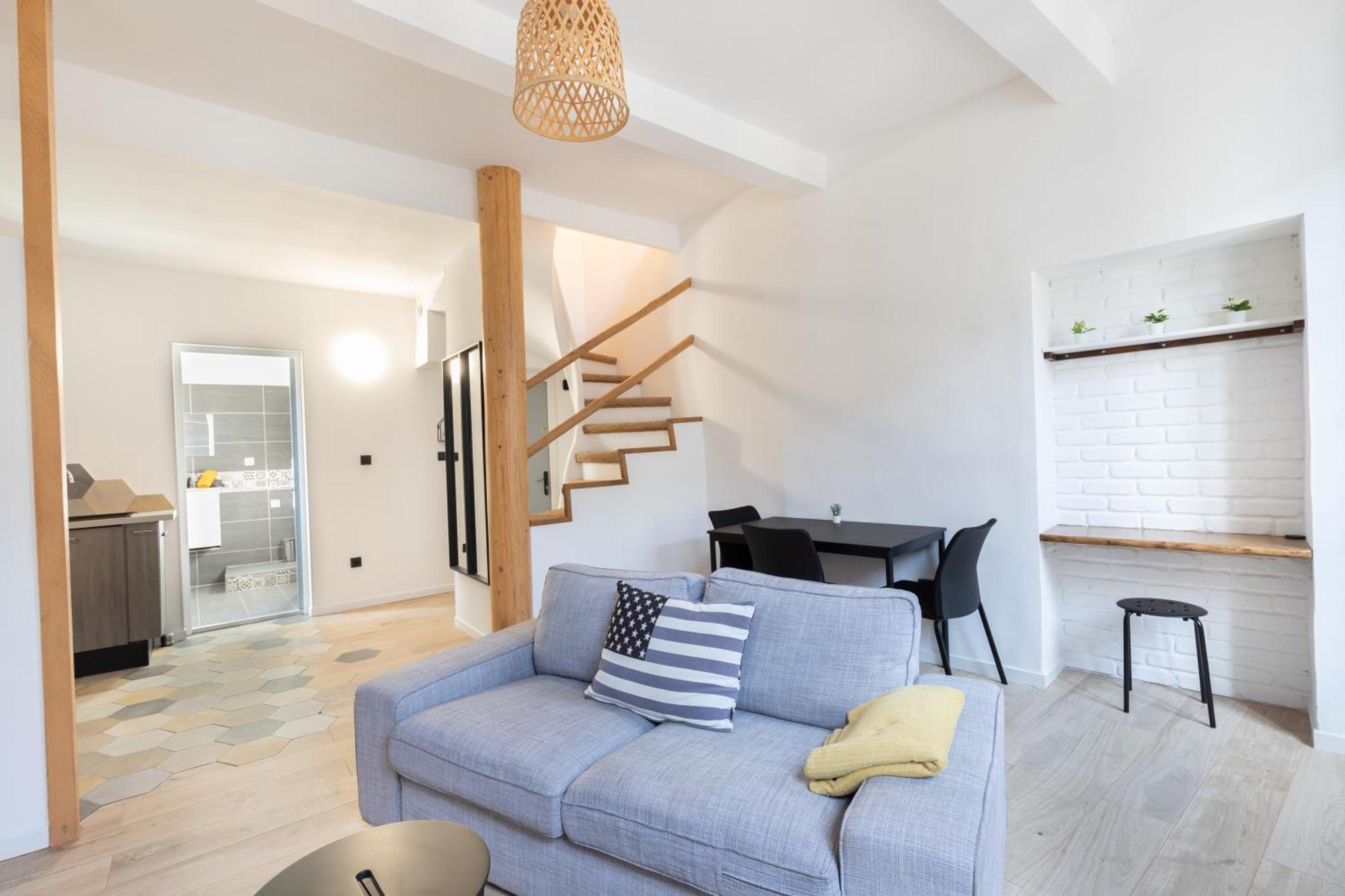 Le Duplex - Hypercentre - Wifi Apartment Carpentras Exterior photo